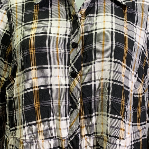 Torrid 1/2 Button Down Flannel Duster Size 1 - Picture 3 of 7